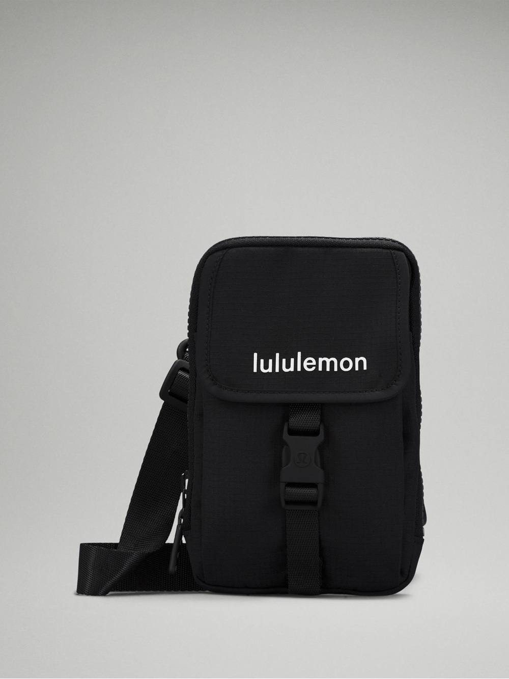 Lululemon /// Women’s Crossbody Bag